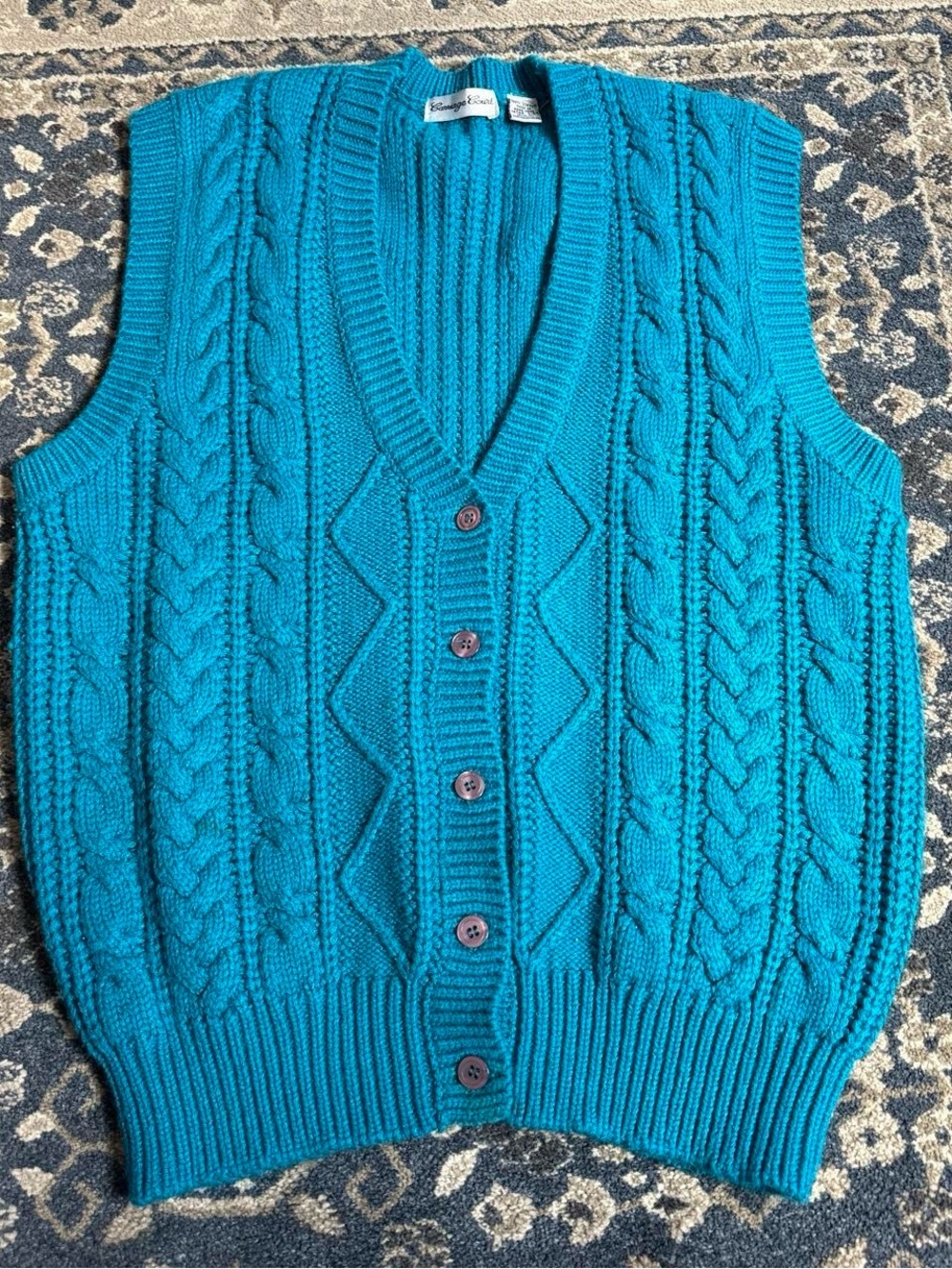 Vintage Carriage Court Cable Knit Sweater Vest Cardigan M/L Hong Kong